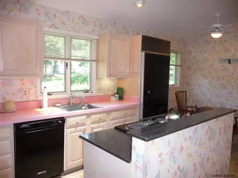 86 Devon Rd, Delmar, NY 12054 photo 11