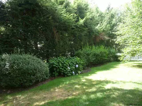 86 Devon Rd, Delmar, NY 12054 photo 25