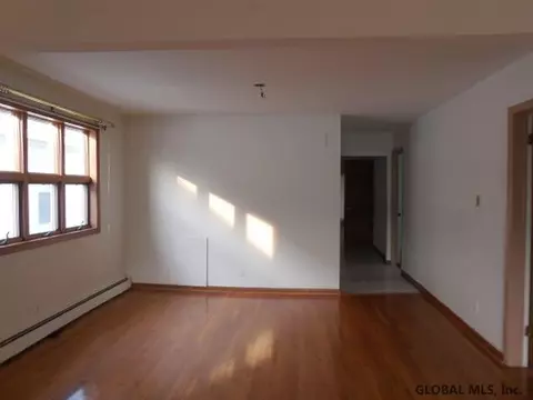 1438 Woolsey St, Schenectady, NY 12303 photo 4