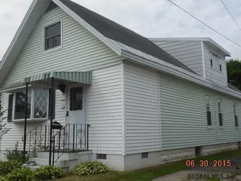 1438 Woolsey St, Schenectady, NY 12303 photo 1