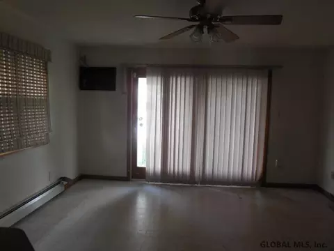 1438 Woolsey St, Schenectady, NY 12303 photo 7