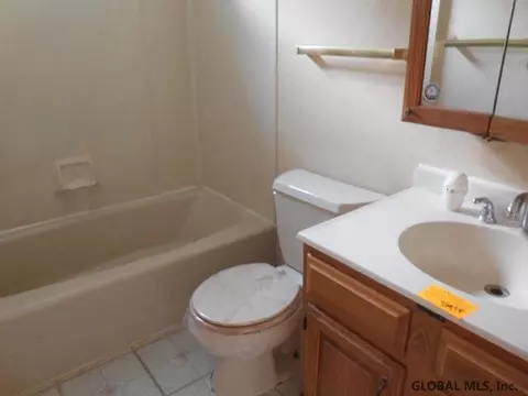 1438 Woolsey St, Schenectady, NY 12303 photo 8