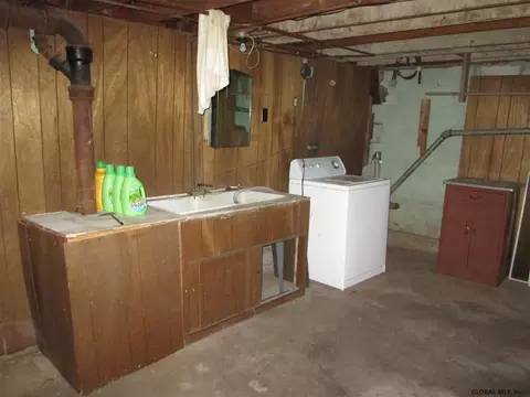 2451 Curry Rd, Schenectady, NY 12303 photo 5