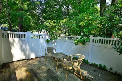 20 Willow Dr, Delmar, NY 12054 photo 23
