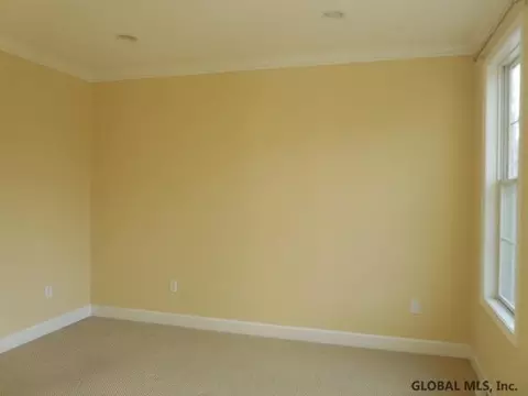 11 Summit Trl, Mechanicville, NY 12118 photo 11