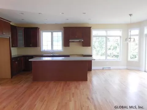 11 Summit Trl, Mechanicville, NY 12118 photo 6