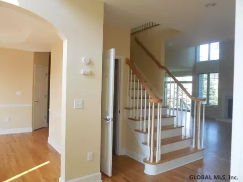 11 Summit Trl, Mechanicville, NY 12118 photo 3