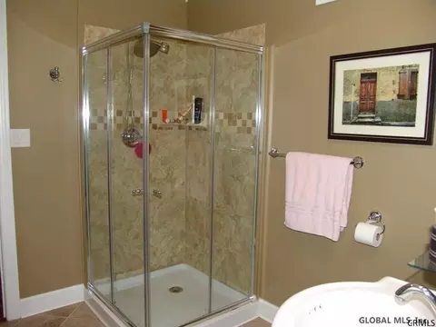 2 Keystone Ter, Clifton Park, NY 12065 photo 18