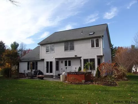 2 Keystone Ter, Clifton Park, NY 12065 photo 21