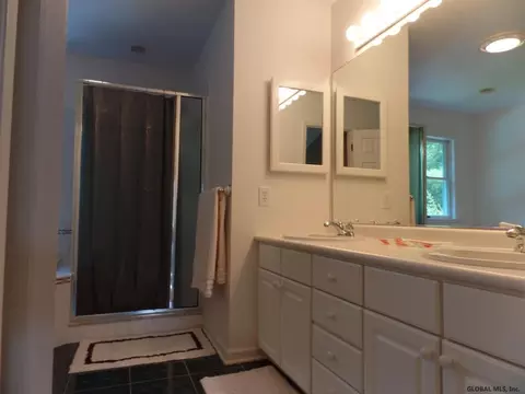52 Staffords Xing, Slingerlands, NY 12159 photo 20