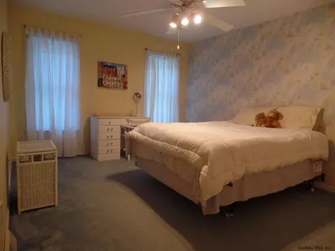 52 Staffords Xing, Slingerlands, NY 12159 photo 17