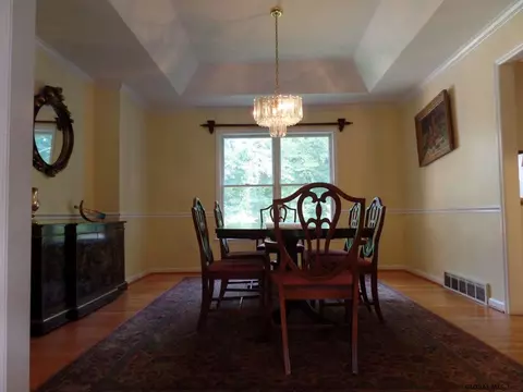 52 Staffords Xing, Slingerlands, NY 12159 photo 8