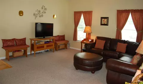 24 Arch Ave, Albany, NY 12203 photo 9