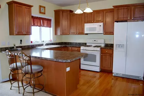 24 Arch Ave, Albany, NY 12203 photo 5