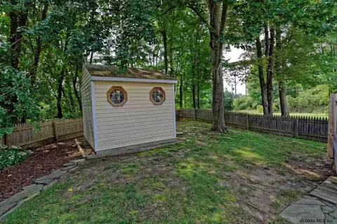 4 Captains Blvd, Waterford, NY 12188 photo 25