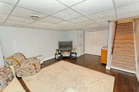 4 Captains Blvd, Waterford, NY 12188 photo 16