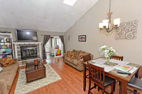 4 Captains Blvd, Waterford, NY 12188 photo 5