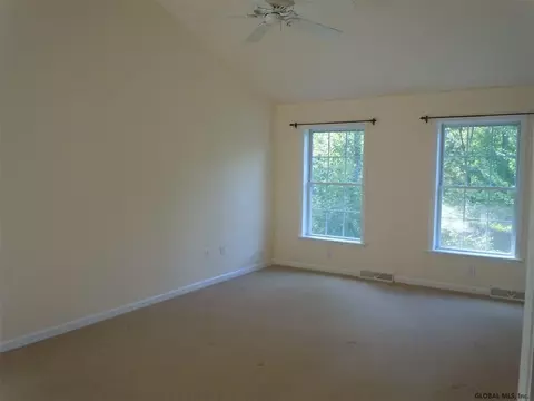 22 Forsten Dr, Delmar, NY 12054 photo 18