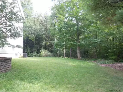 22 Forsten Dr, Delmar, NY 12054 photo 7