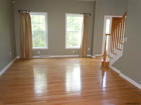 22 Forsten Dr, Delmar, NY 12054 photo 13