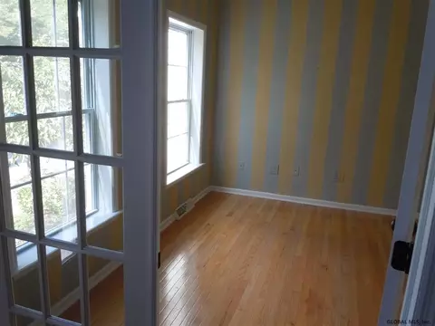 22 Forsten Dr, Delmar, NY 12054 photo 14
