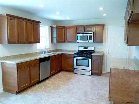 2011 Pyle Rd, Schenectady, NY 12303 photo 7