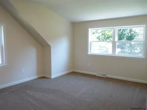 2011 Pyle Rd, Schenectady, NY 12303 photo 16