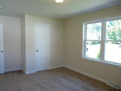 2011 Pyle Rd, Schenectady, NY 12303 photo 14