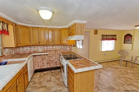 231 Vly Rd, Schenectady, NY 12309 photo 11