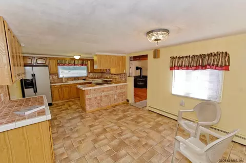 231 Vly Rd, Schenectady, NY 12309 photo 10