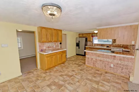 231 Vly Rd, Schenectady, NY 12309 photo 9