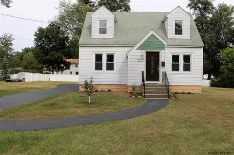 2100 Tower Ave, Schenectady, NY 12304 photo 2