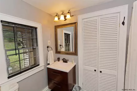 2242 E Schodack Rd, East Schodack, NY 12063 photo 16