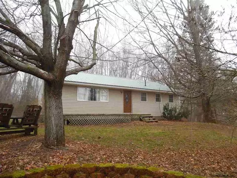 33 Angle Rd, Halfmoon, NY 12118 photo 17