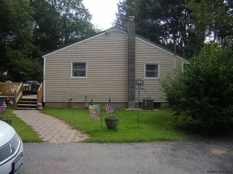 33 Angle Rd, Halfmoon, NY 12118 photo 5