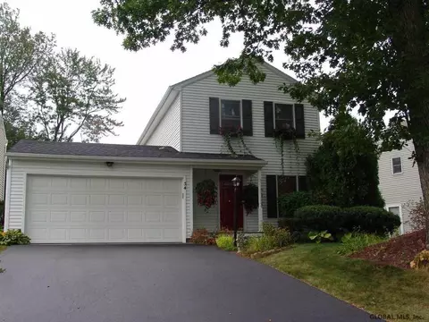 34 Cooks Ct, Waterford, NY 12188 photo 1