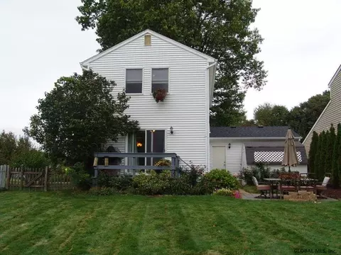 34 Cooks Ct, Waterford, NY 12188 photo 18