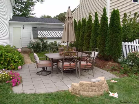 34 Cooks Ct, Waterford, NY 12188 photo 20