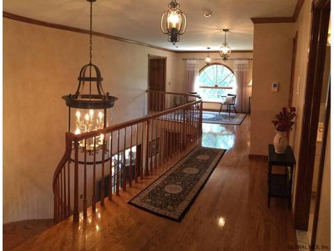 37 Timberwick Dr, Clifton Park, NY 12065 photo 3