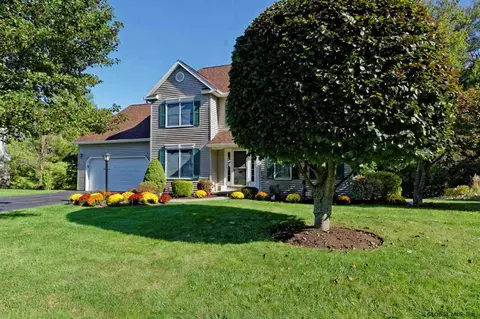 29 Iroquois Trl, Slingerlands, NY 12159 photo 2