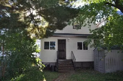 4 Charles St, Schenectady, NY 12304 photo 7