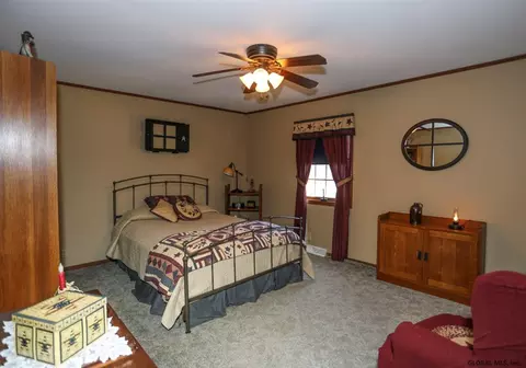 68 Denison Rd, Schenectady, NY 12309 photo 14