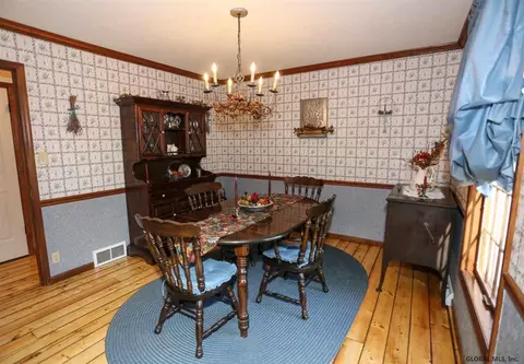 68 Denison Rd, Schenectady, NY 12309 photo 8