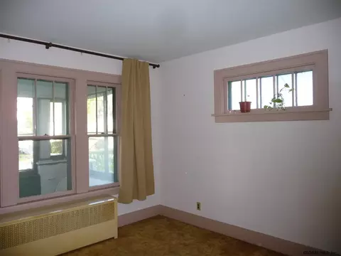 1111 Garner Ave, Schenectady, NY 12309 photo 7