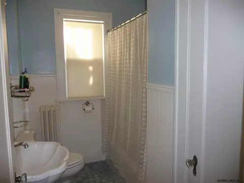 1111 Garner Ave, Schenectady, NY 12309 photo 13