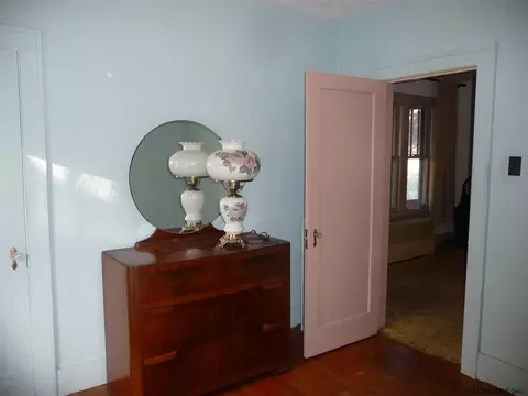 1111 Garner Ave, Schenectady, NY 12309 photo 9