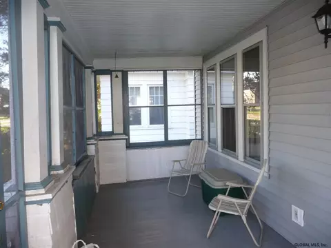 1111 Garner Ave, Schenectady, NY 12309 photo 2
