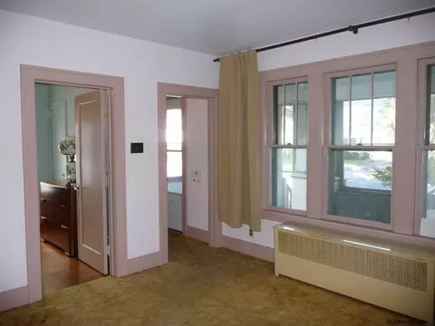 1111 Garner Ave, Schenectady, NY 12309 photo 3