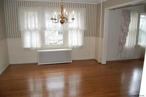 1344 Baker Ave, Schenectady, NY 12309 photo 9
