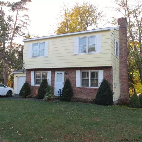31 Lakeside Dr, Castleton, NY 12033 photo 2